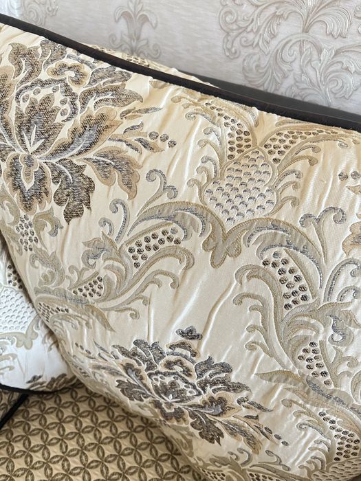 Камфортный диван с креслами