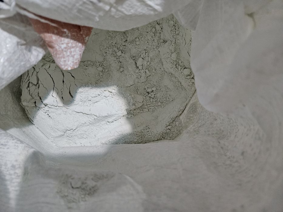 Белый цемент на развес.