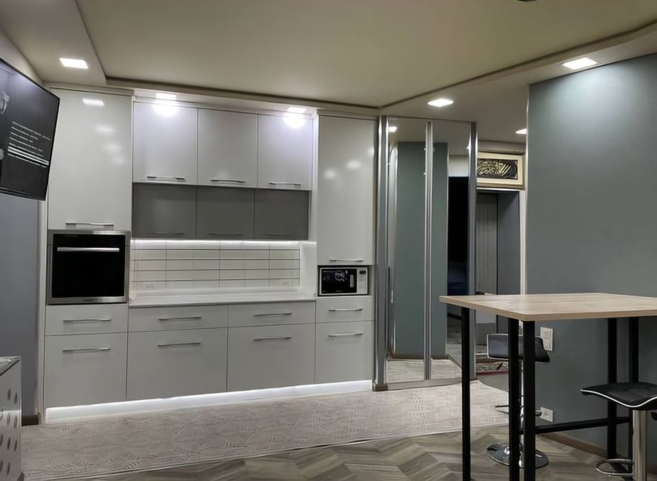 Сдаётся квартира возле АЭРОПОРТА