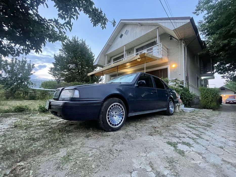 De vanzare Volvo 460 GLE
