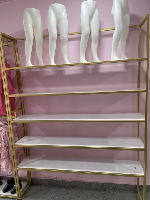 Продаются лофтовые вешалки для одежд