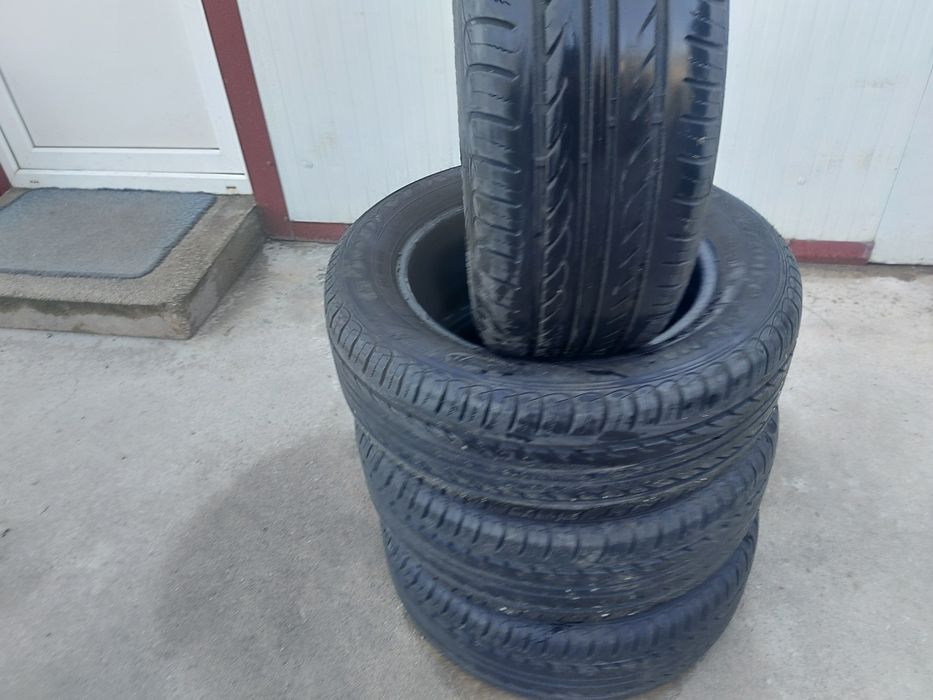125 lei bucata! Set anvelope de vara 205 60 r16 Goodyear ! 7 mm