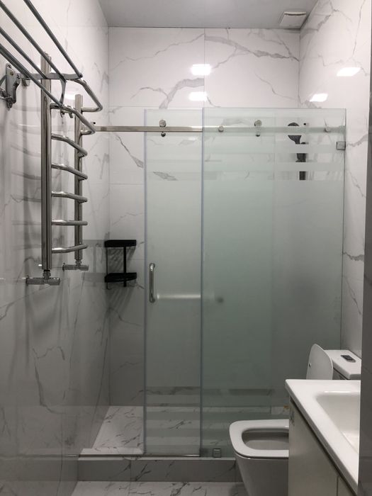 Dushavoy kabina va oynalar