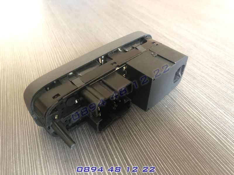 Бутони копчета конзола ел стъкла Волво Volvo S70 1996-00 V70 С70 В70