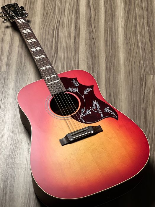 Gibson Hummingbird
