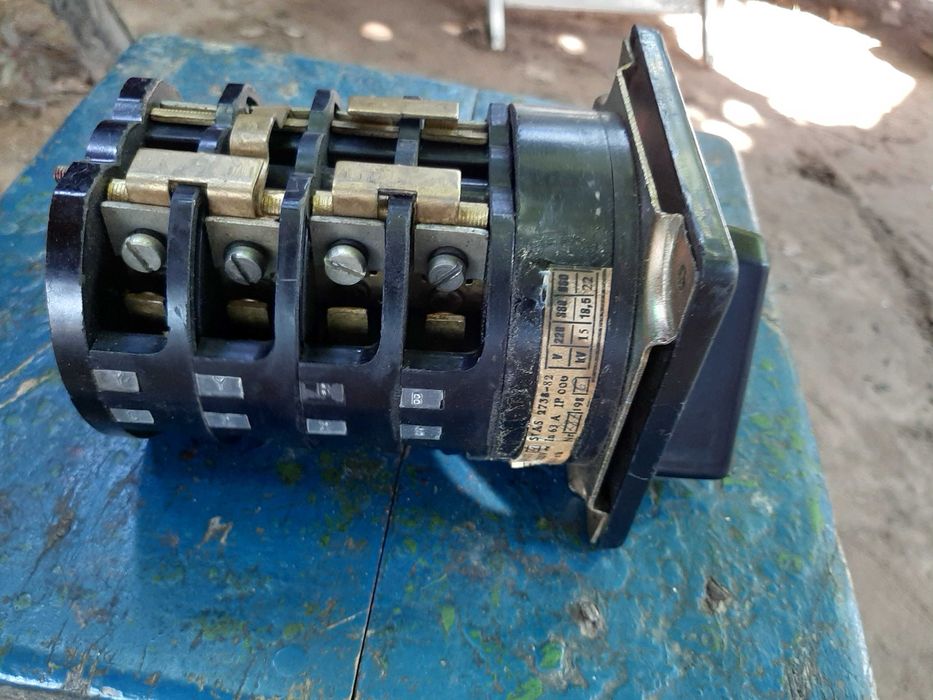 Vând Comutator stea- triunghi, 63 A