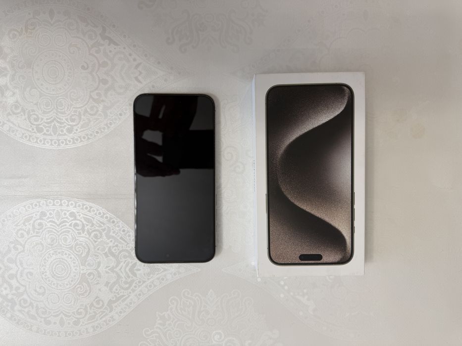 Продам Iphone 15pro max 512 Natural Titanium