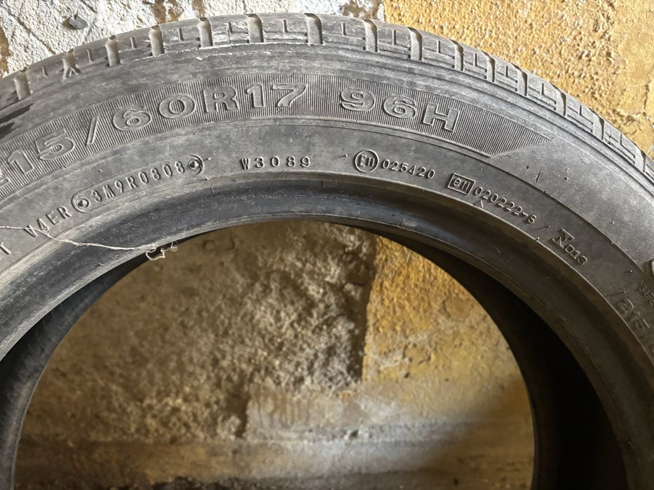 4бр. Гуми Dunlop all season 215/60/17