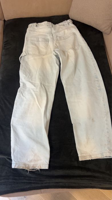 Blugi largi pentru fete