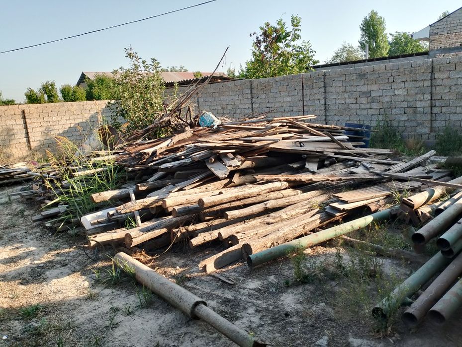 Rasiski turbalar bor   chorni yogochlarxam