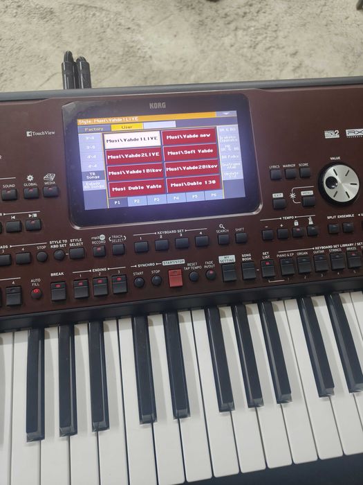 Korg pa 700 в добро състояние още в гаранция