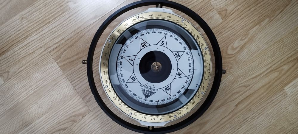 Compas magnetic marin Ovidiu • OLX.ro