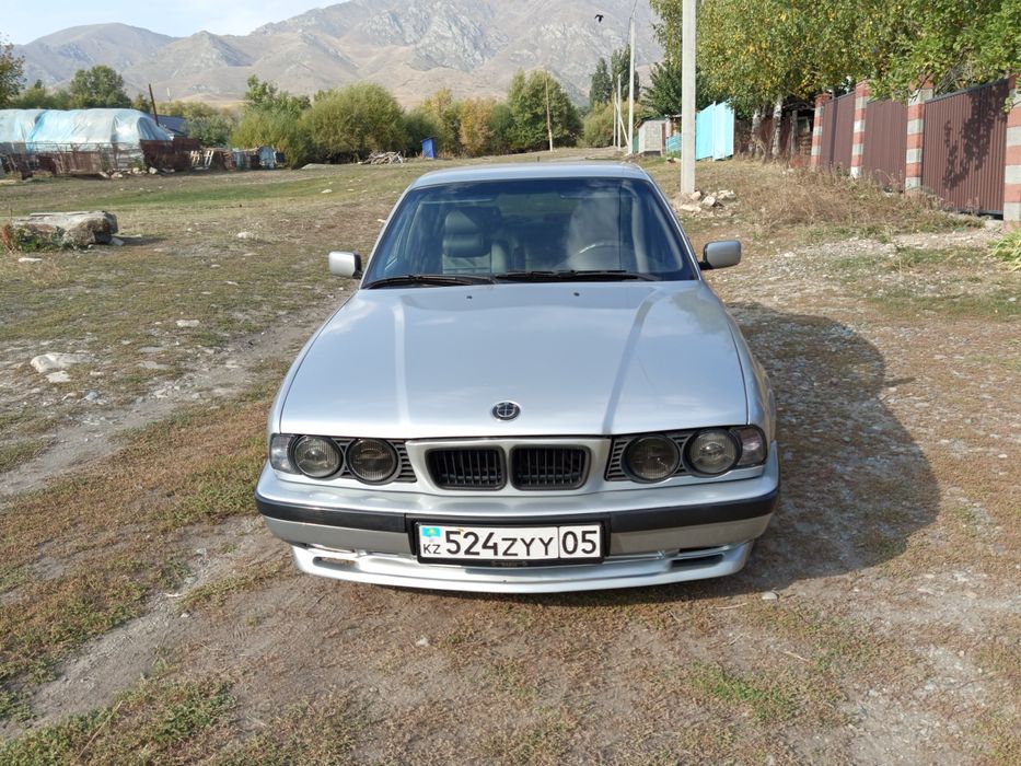 Продам срочно BMW 525