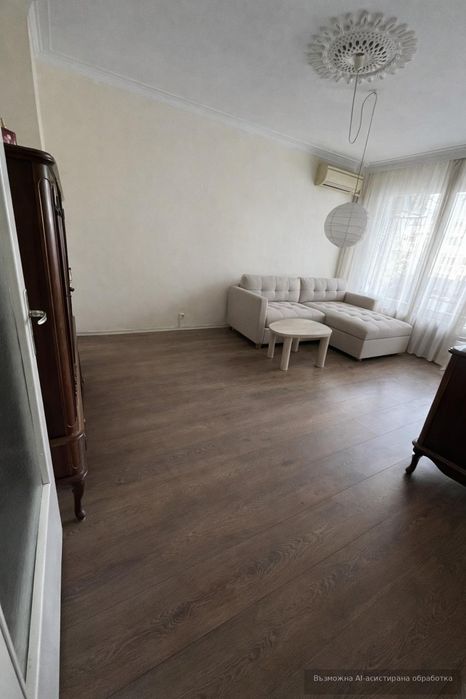 Тристаен , за продажба , ж.к Дружба 2