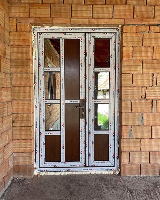Tâmplărie PVC | Ferestre și Uși PVC | Plase Insecte | Rulouri și Jaluzele