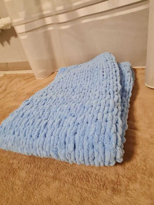 Детский плед из alize puffi