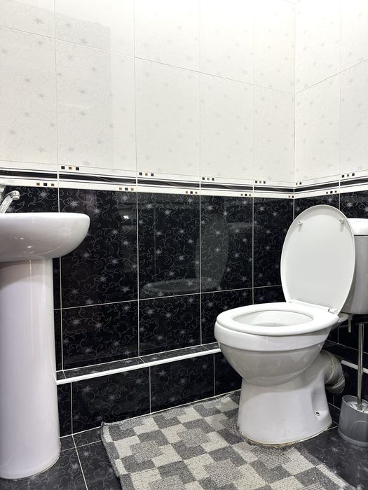 5-ть комн 5/6/8, Тузель1, школа №152, Улучшенка 118м*, Балкон 2х9.