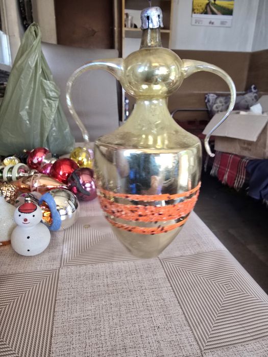 Ретро стъклени играчки за елха