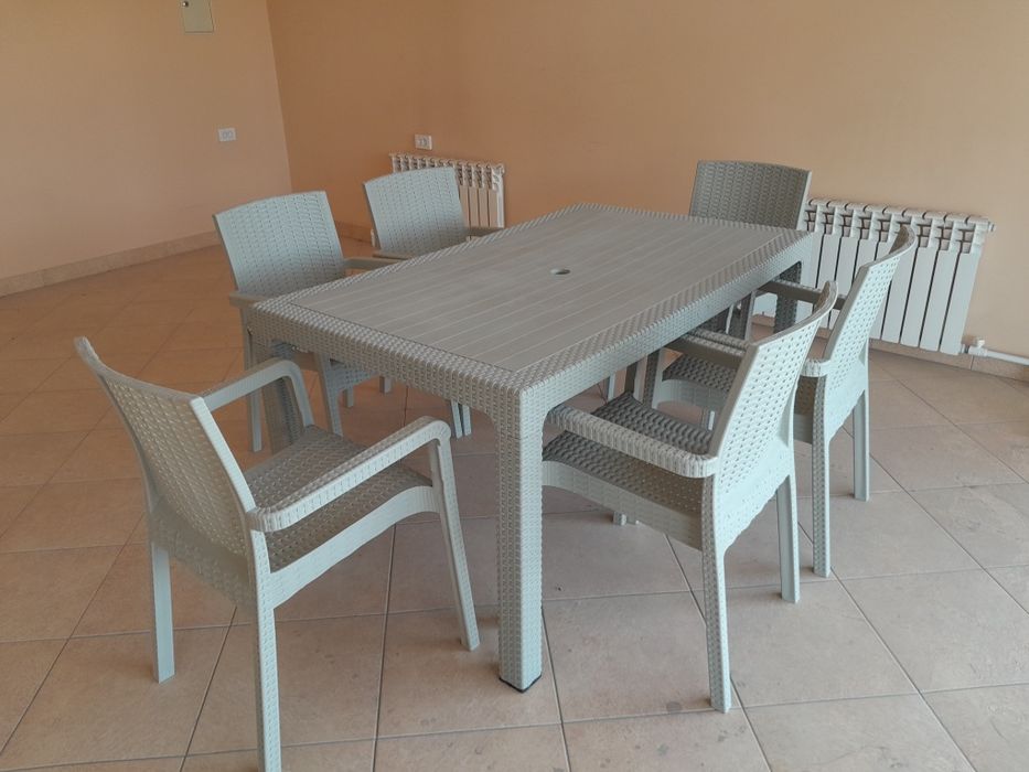 Stol stullar kelishilgan narxlarda sotiladi