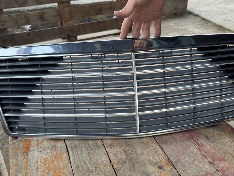 Решетка радиатора w124 рест