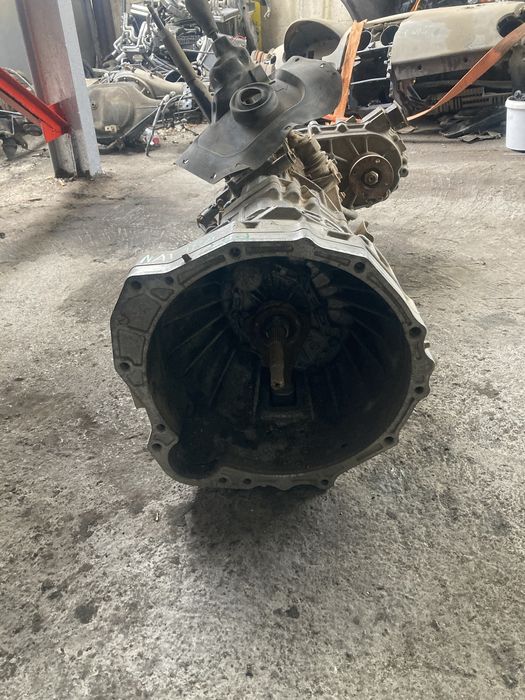 Nissan Navara 2.5 d 2003 година Скоростна Кутия с раздатка