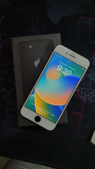 Iphone 8 64 gb. .