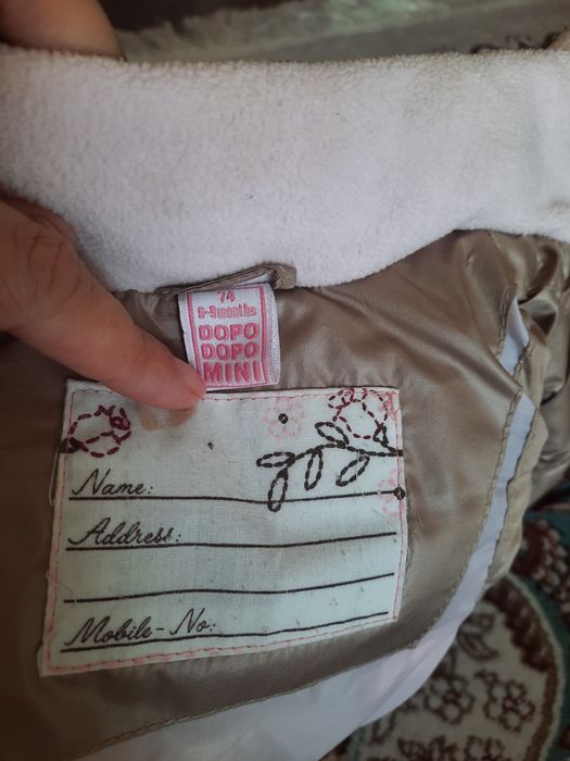 Продам жилетку на девочку 6мес