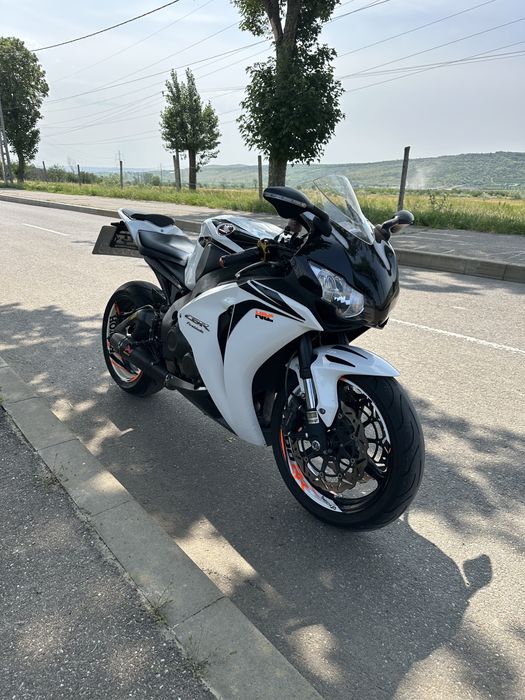 Honda CBR 1000RR SC59 2008 Akrapovich/Mivv