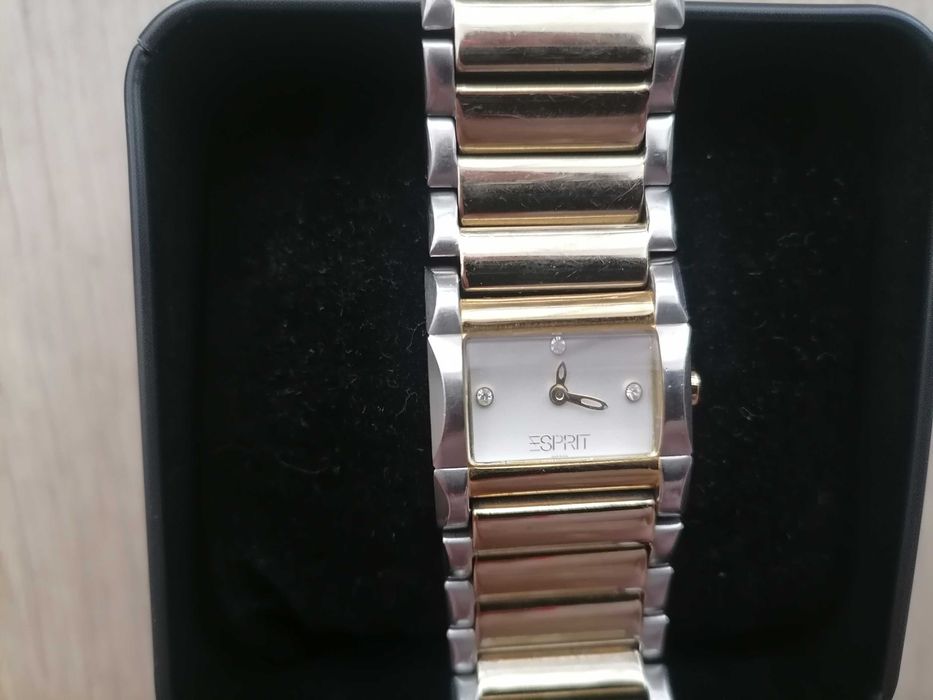 Дамски часовник Esprit