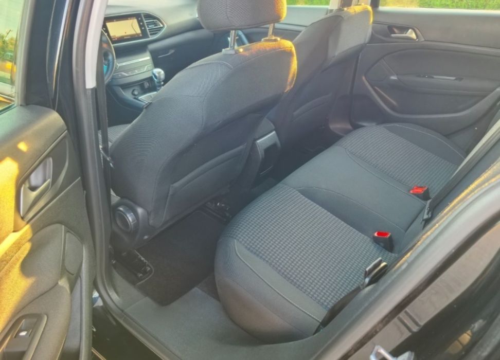 Peugeot 308 1.5BlueHDI 131kc 2018г
