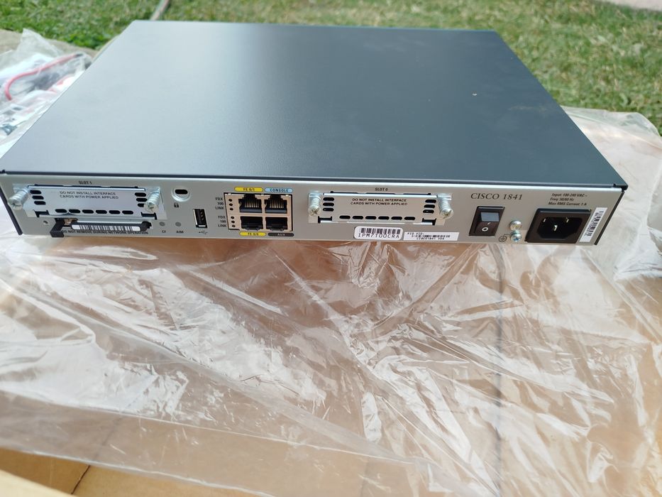 Маршрутизатор CISCO 1800 series