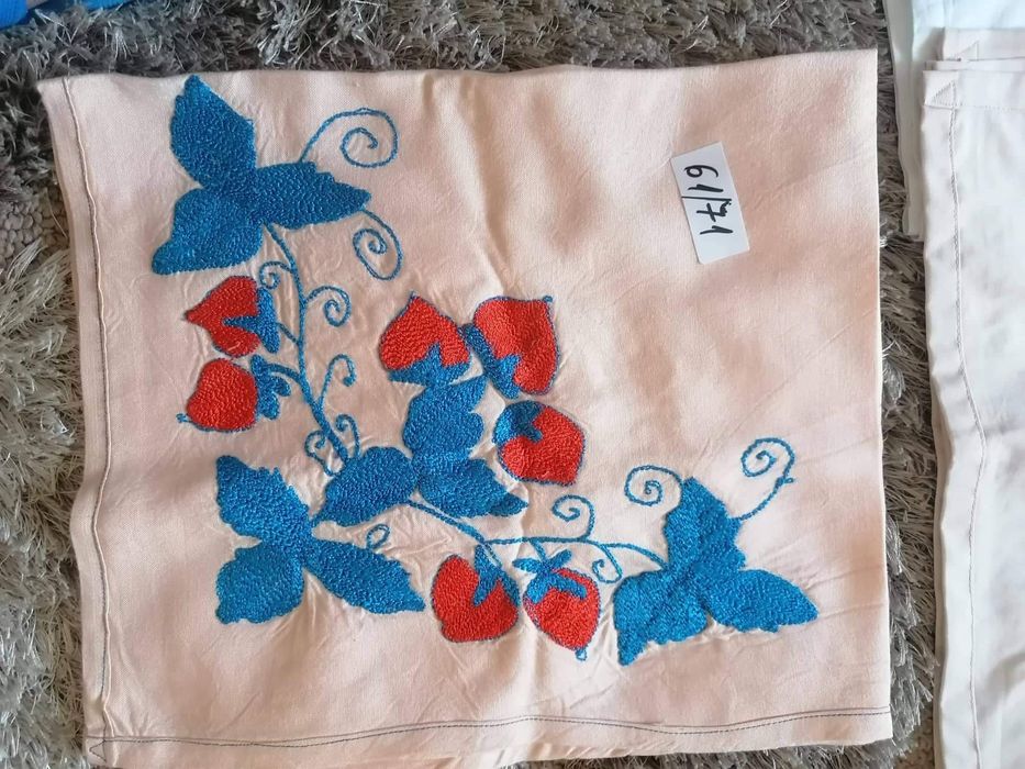 Карета от плат с бродерия