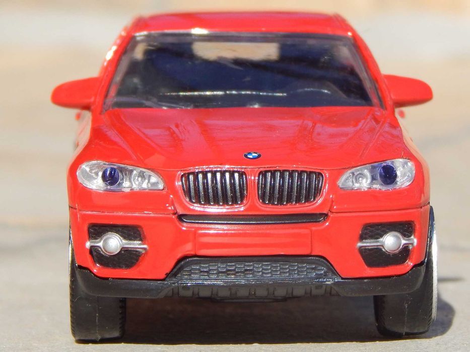 Macheta BMW X6 xDrive50i (2008-2014) sc 1:43