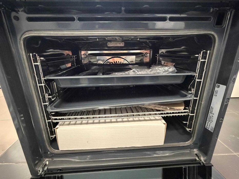 Cuptor incorporabil Electrolux EOA9S31CX SteamPro