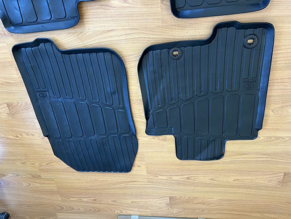 Set Covorase Noi All Weather Iarna Toyota Land Cruiser 150 Executive