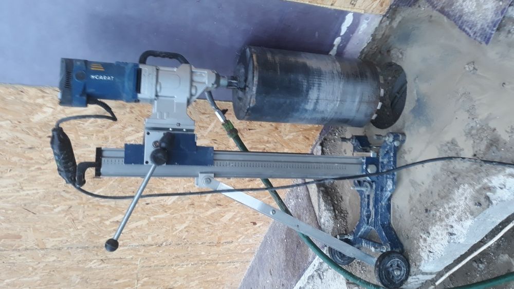 Gauri hote centrale ventilații  seminee prin carotare.