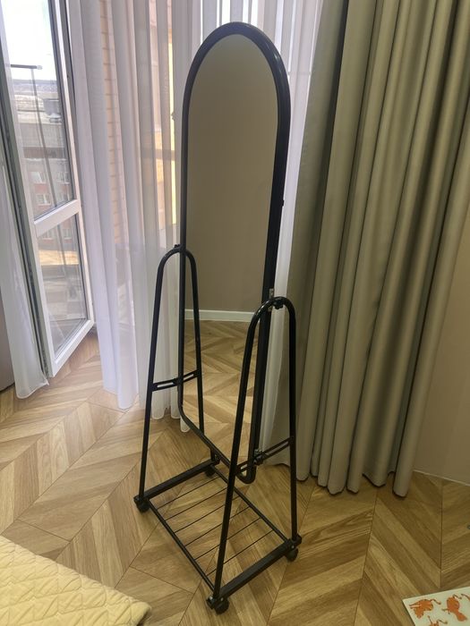 Зеркало напольное (черное)