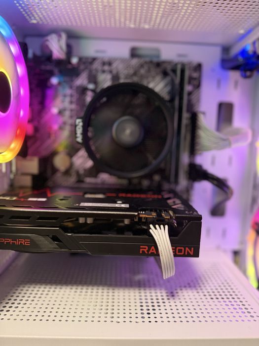 PC Gaming RGB RX6600 R5 5500 16gb