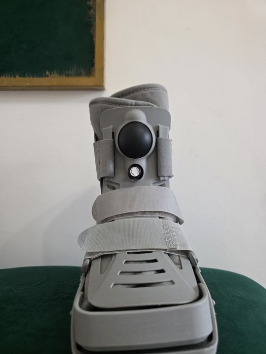 Orteza gri , nr 36- 40