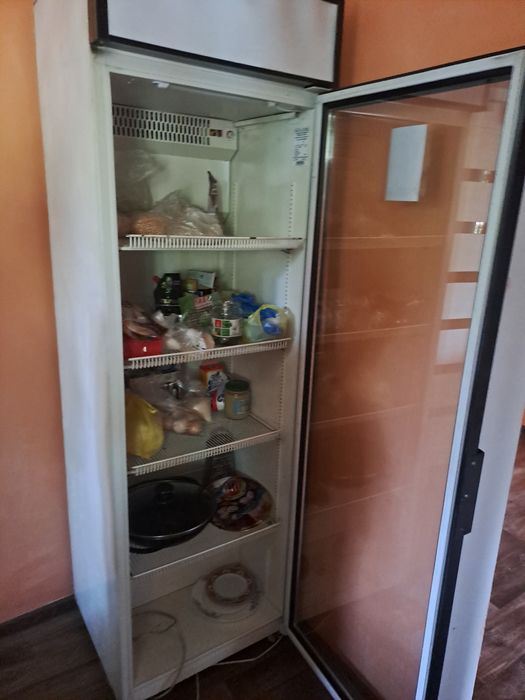 Холодильник магазинге