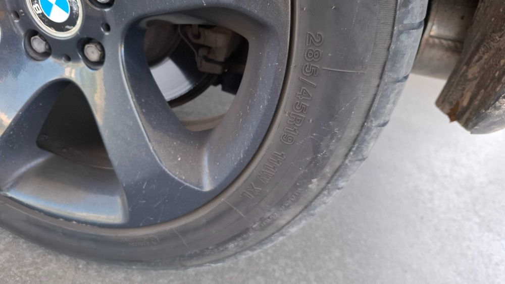 Гуми и джанти за БМВ Х5 Е53