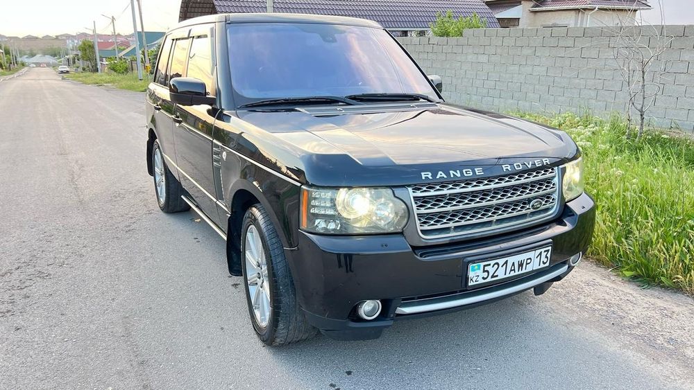 Машина Range Rover