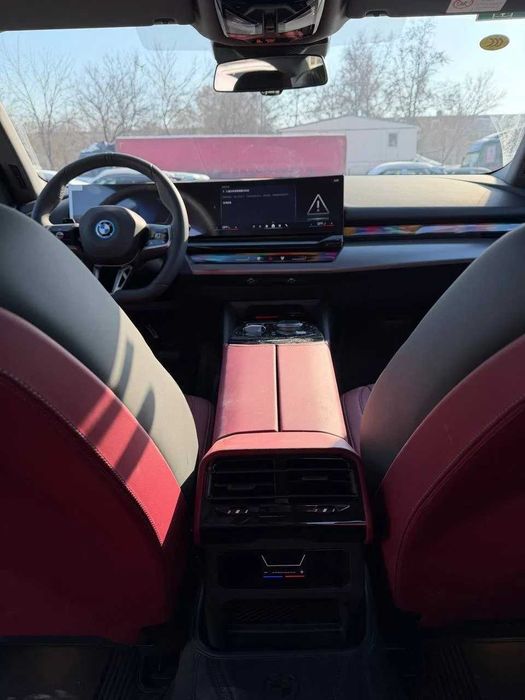 BMW I5 40L, naqd va halol nasiya