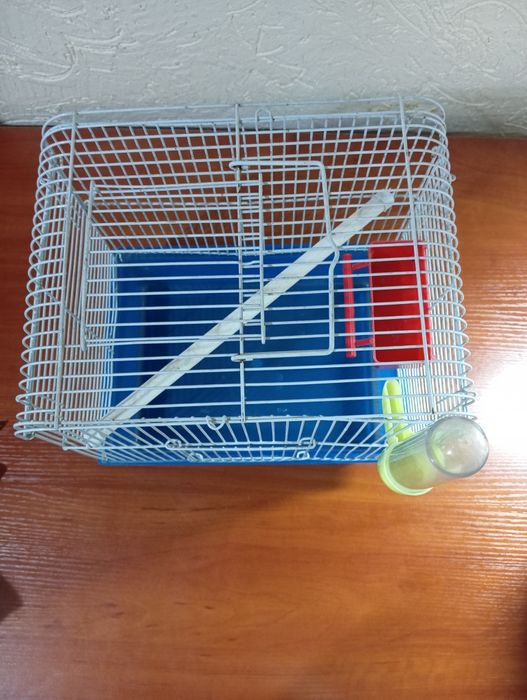 Клетка для попугая , канарейки