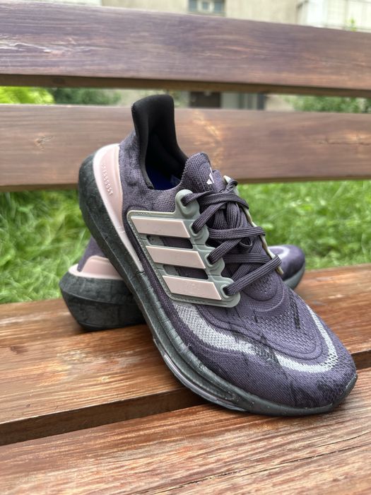 Кроссовки ultraboost adidas