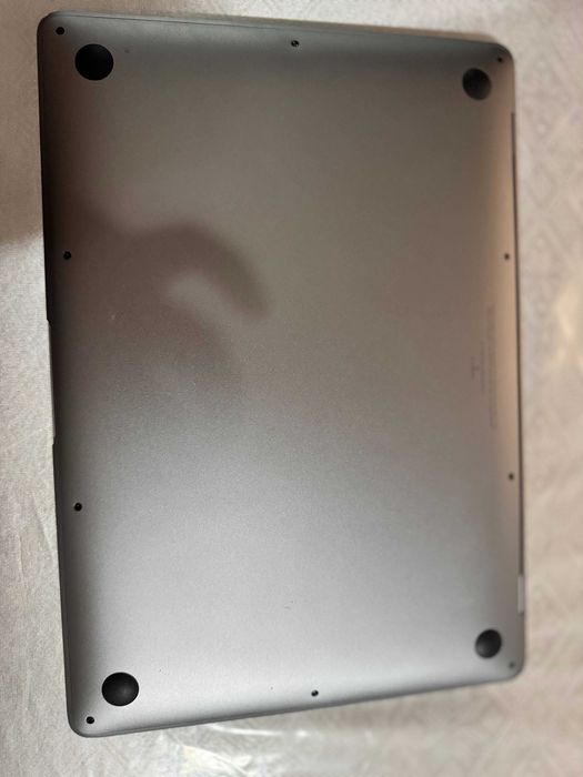 MacBook Air 13-Inch M1 2020 Space Gray 8/256 GB