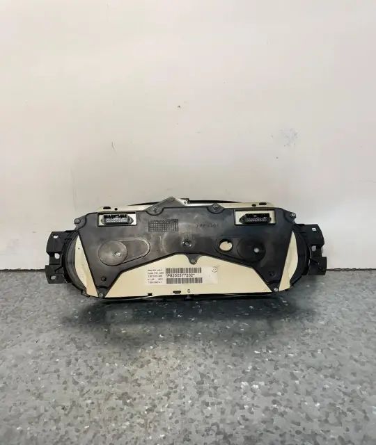 Ceasuri bord Dacia Logan 2005 1.4 MT (75 hp)