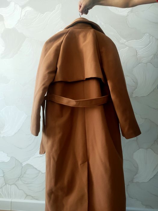 Продам пальто новое