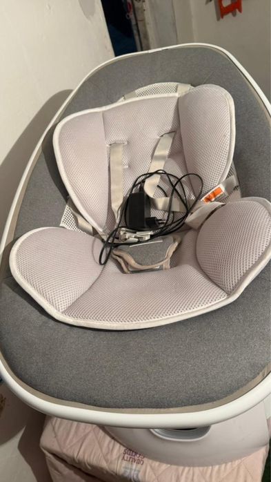 Детские электронные качели шезлонг