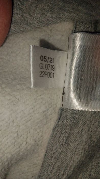 Две кофты Adidas